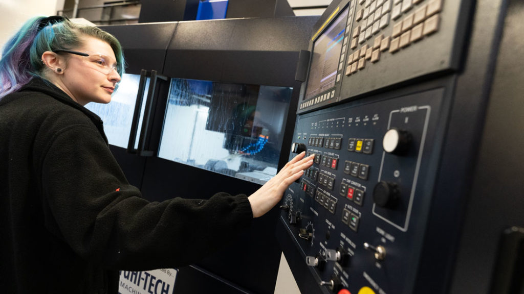 What to Expect from an Engineering Apprenticeship: A Pathway to an Exciting Career